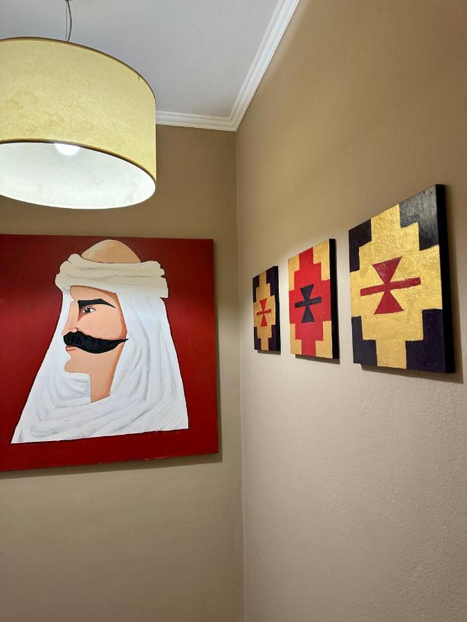 Amos City Center Apartment Tirana Eksteriør billede